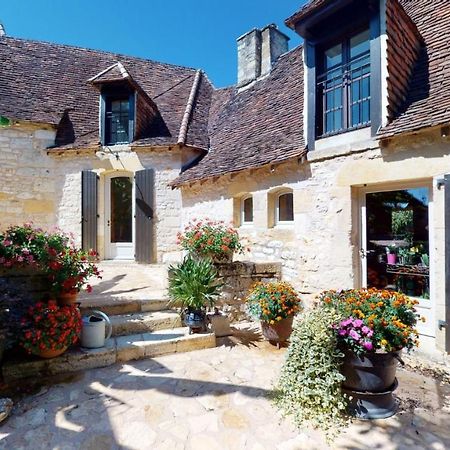 Demeure Du Vallon - Chambres D'Hotes De Charme Azerat Eksteriør billede