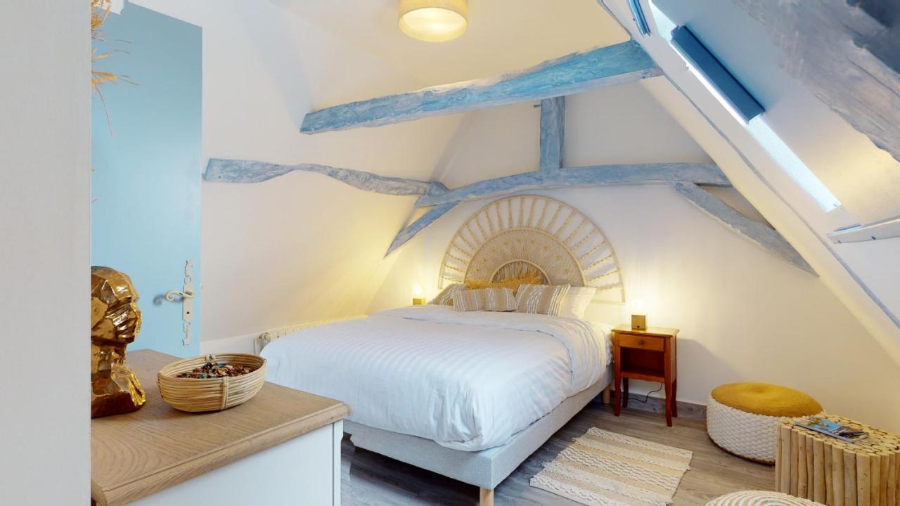 Demeure Du Vallon - Chambres D'Hotes De Charme Azerat Eksteriør billede