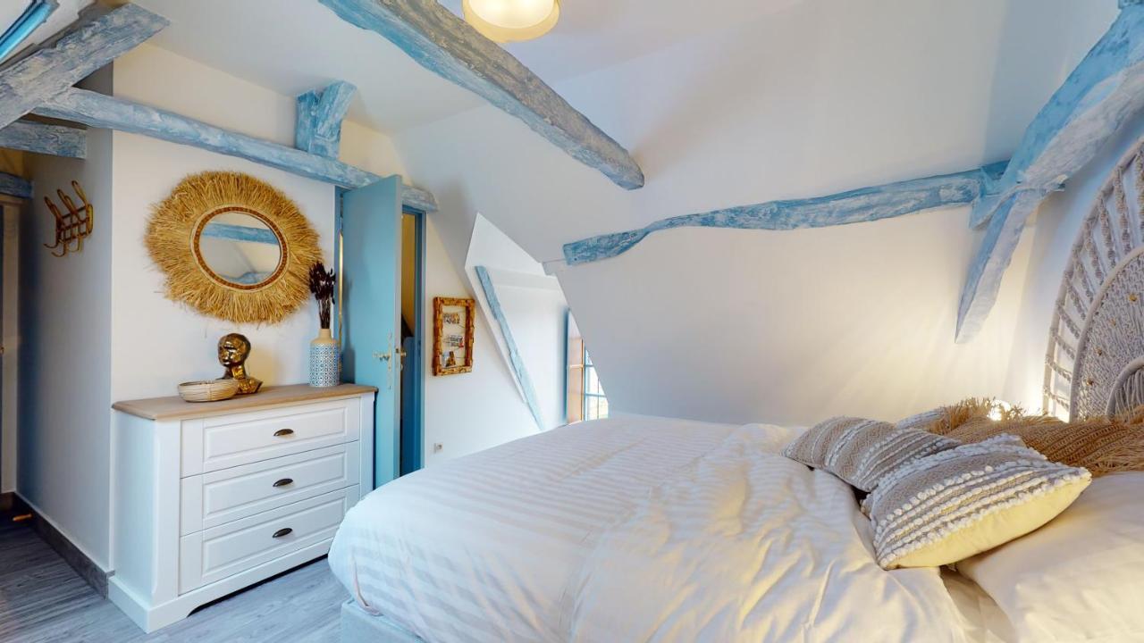 Demeure Du Vallon - Chambres D'Hotes De Charme Azerat Eksteriør billede